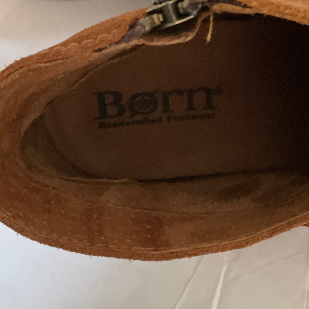 Born Chestnut Color Suede/Leather Ankle Boots size 9 - Picture 2 of 8